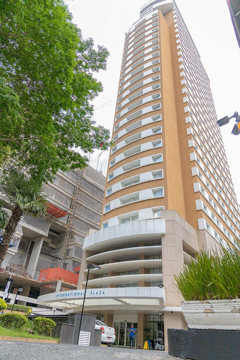 Elegant Flat 2 Internacional Plaza-Garagem e Piscina