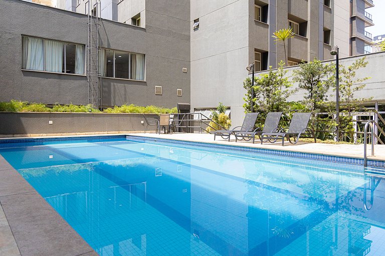 REDE CAPRI Ample Space Comfort Flat Paulista - Gym and pool