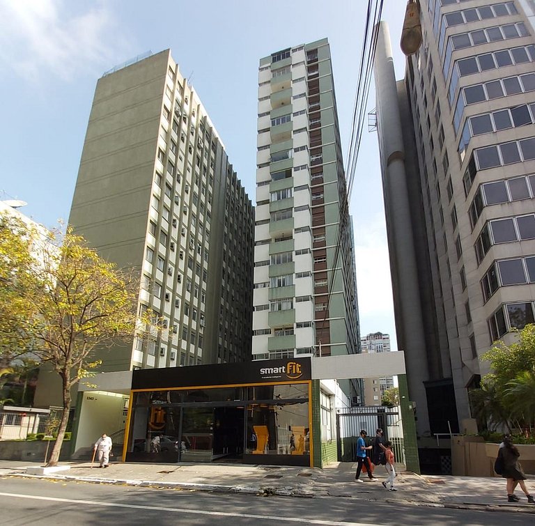 Stylish Loft in Jardins - 1 block to Paulista Ave